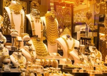 123159405dubai gold souk