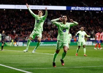 Barcelona come back at Atletico Madrid to claim LaLiga top spot