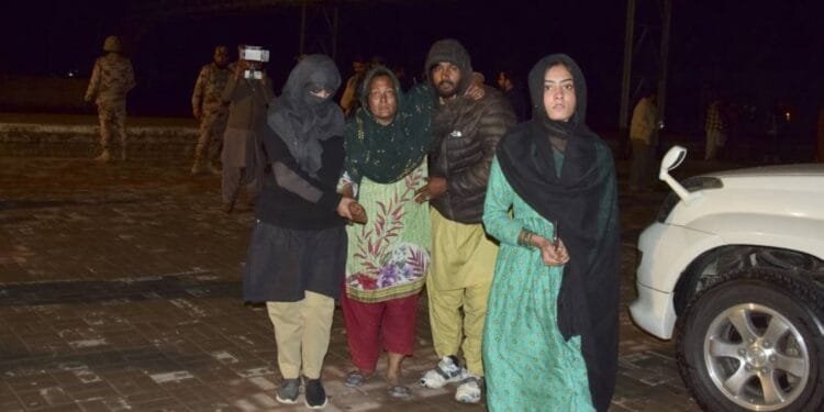 190 hostages freed, 30 militants killed in Pakistan train hijacking