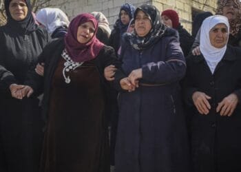 2 days of clashes and revenge killings in Syria leave more than 600 people dead