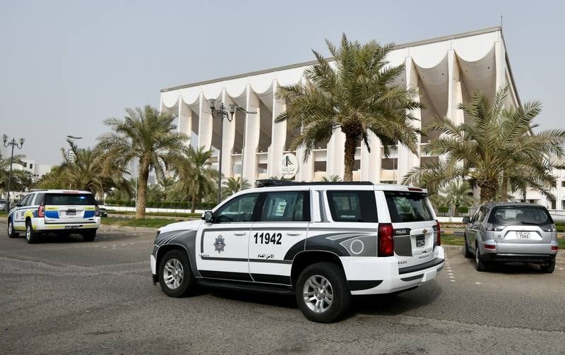 Kuwait arrests five over alleged ISIS plot