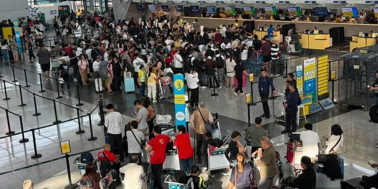 Dubai News TV - Dubai News 59 Filipino worker from Dubai goes viral over Manila airport OFW lounge denial