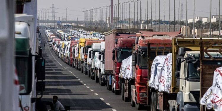 290 humanitarian aid trucks enter Gaza Strip