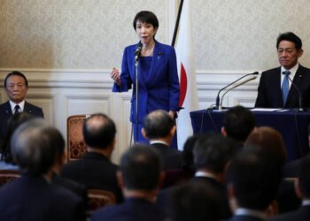 Japan’s PM Calls Snap Election After Three Months, Gambling on High Popularity