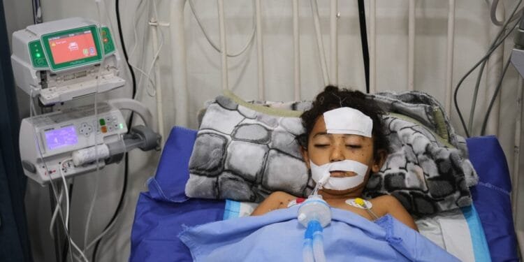 A bomb in Gaza’s rubble wounds twins who thought it was a toy 1 A bomb in Gaza’s rubble wounds twins who thought it was a toy