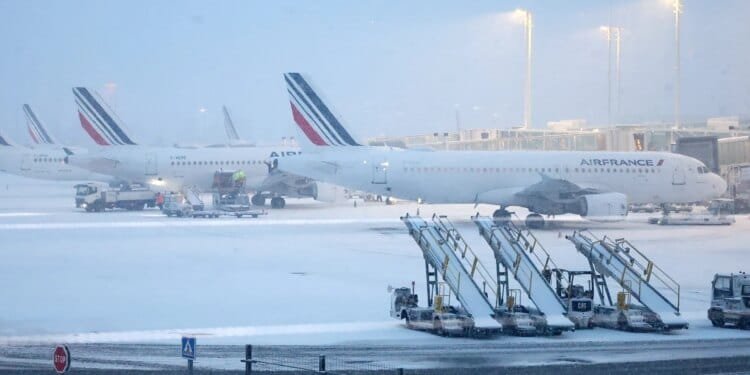 Air France, KLM pause flights to Middle East, including Dubai, Israel