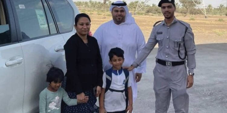 Ajman Police return missing child to his parents in Al Manama