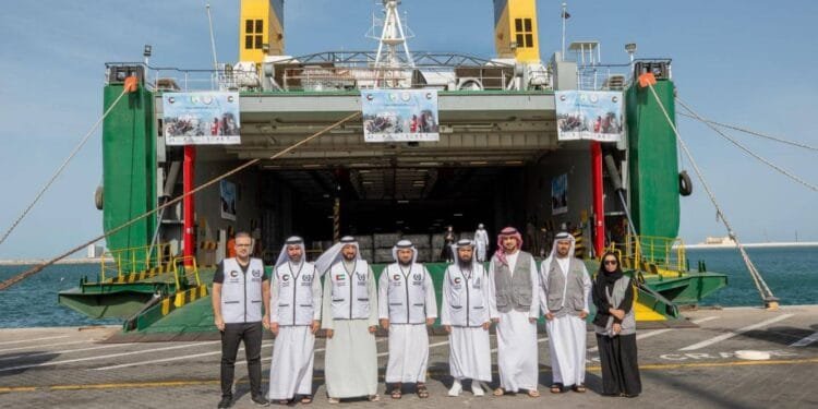 Ajman Ruler directs dispatch of 410 tonnes of urgent humanitarian aid to Gaza in Ramadan