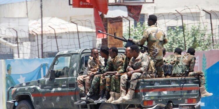 Al-Shabab gunmen lay siege to Somali hotel