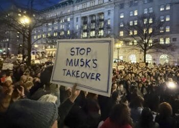 Anger, chaos and confusion take hold as federal workers face mass layoffs