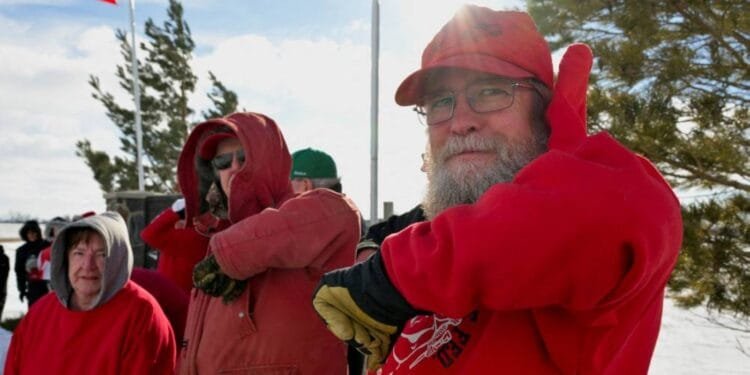 Angry Canadians get their 'elbows up' in face of Trump threats