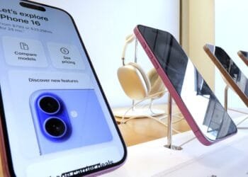 Apple lashes out at iPhone porn app maker and the EU rules allowing its download