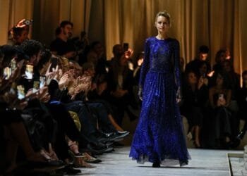 Armani's last collection shown in solemn runway show with Richard Gere, Lauren Hutton in 1st row