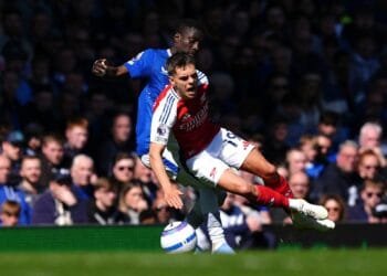 Arsenal held by Everton, Wolves push Ipswich closer to relegation