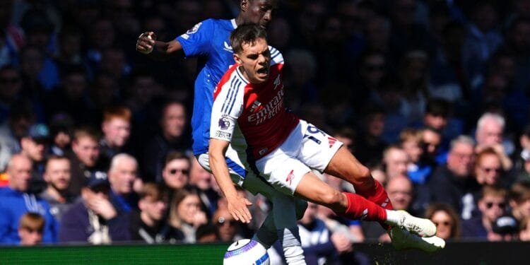 Arsenal held by Everton, Wolves push Ipswich closer to relegation