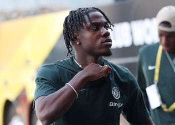 Arsenal seal Madueke signing from Chelsea in divisive move