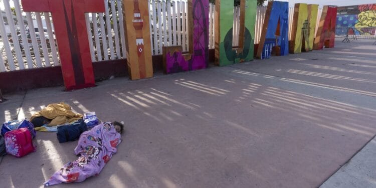 Asylum-seekers pushed to new extremes in Mexico after Trump’s border crackdown begins