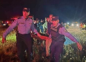 At least 12 killed as small plane crashes in Honduras