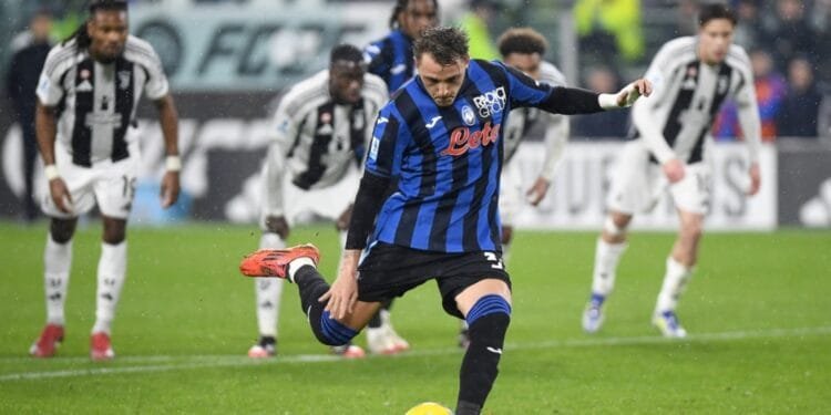 Atalanta can dream of Serie  A title, says coach Gasperini