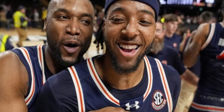 Auburn, Alabama, Florida headline SEC’s haul in the NCAA selection committee’s early top-16 seeds 1 Auburn, Alabama, Florida headline SEC’s haul in the NCAA selection committee’s early top-16 seeds