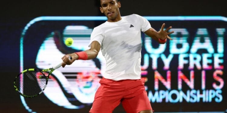 Auger-Aliassime sets up final showdown with Tsitsipas in Dubai