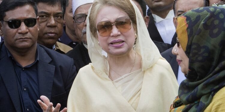 Bangladesh Supreme Court acquits ex-Prime Minister Zia, clearing the way for her to run in elections