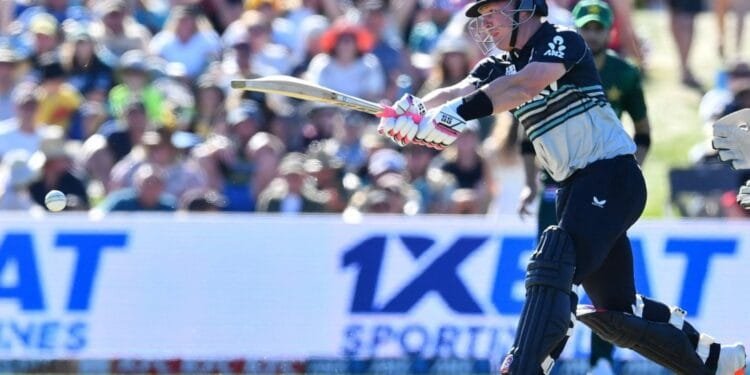 Big-hitting NZ crush Pakistan by five wickets, take 2-0 lead