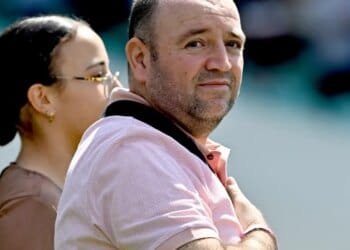 Bondi attack hero al-Ahmed, responders honoured at Australia cricket match