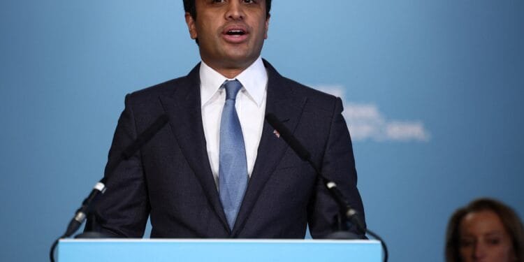 Chairman of far-right Reform UK party quits after burqa row