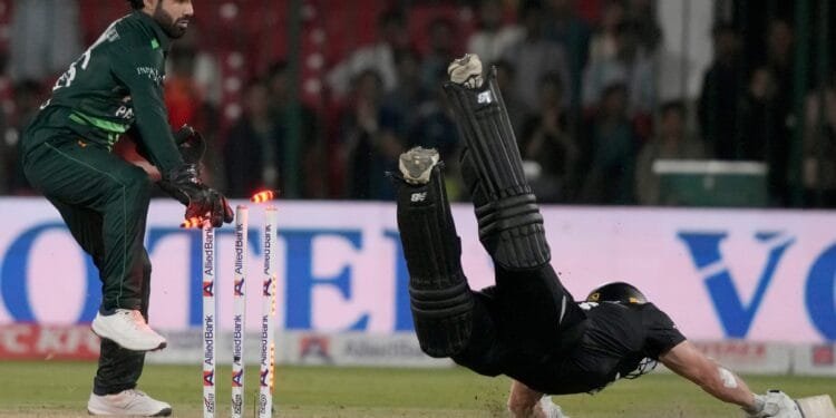 Champions Trophy: Pakistan lose to New Zealand in warm-up series decider 1 Champions Trophy: Pakistan lose to New Zealand in warm-up series decider