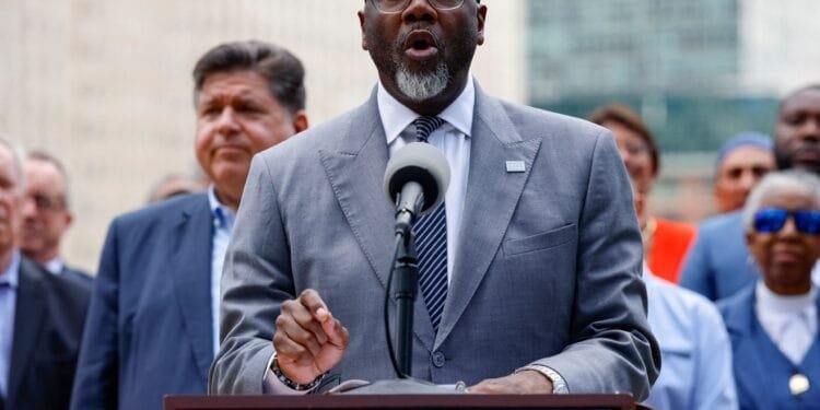 Chicago braces for possible National Guard deployment: What we know 1 Chicago braces for possible National Guard deployment: What we know