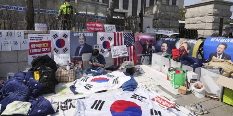 Choi calls for calm ahead of Yoon verdict