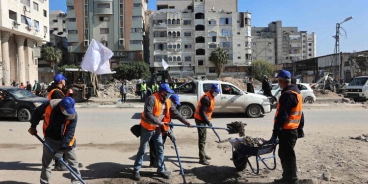 Displaced Gazans fear Israeli raids ‘won’t stop’