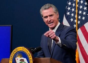 Does California have lower homicide rates than some southern US states?