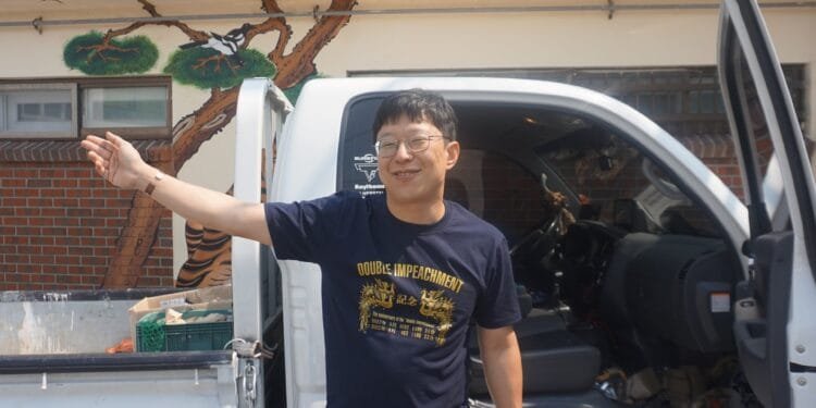 Don’t Worry Village: The young S Koreans who left Seoul, seeking community 1 Don’t Worry Village: The young S Koreans who left Seoul, seeking community