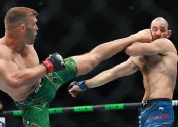 Dricus du Plessis beats Sean Strickland, defends title at UFC 312