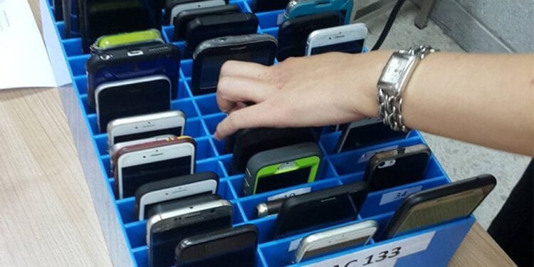 Dubai Court of Appeal upholds punishment of man over fraudulently selling a mobile phone