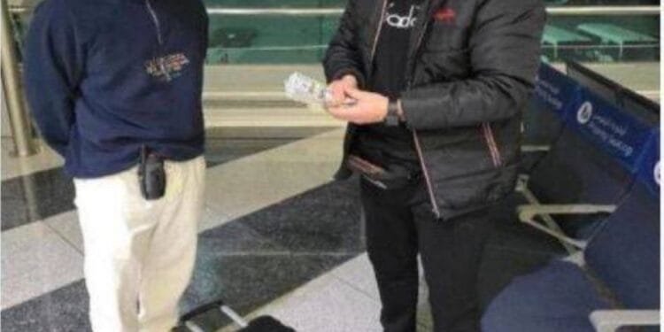 Dubai Police help Egyptian passenger find his bag containing $7,000 in 30 minutes