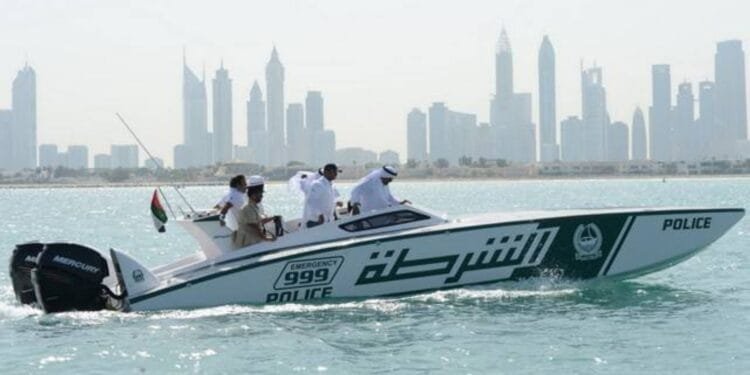 Dubai Police issued 400 violations against marine vessels in 2024