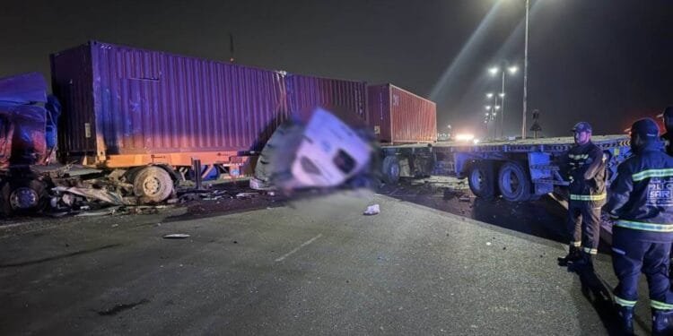 Dubai Police urge regular vehicle inspections following fatal lorry fire and collision 1 Dubai Police urge regular vehicle inspections following fatal lorry fire and collision