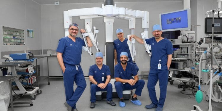 Dubai hospital performs 825 robotic surgeries