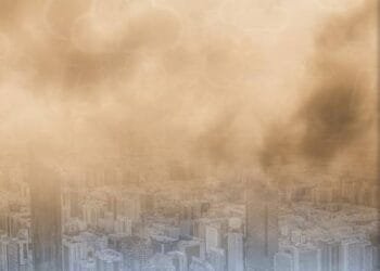 Dust storms hit parts of UAE, reduce horizontal visibility