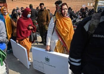 E-voting for overseas Pakistanis unsafe, poll body tells top court