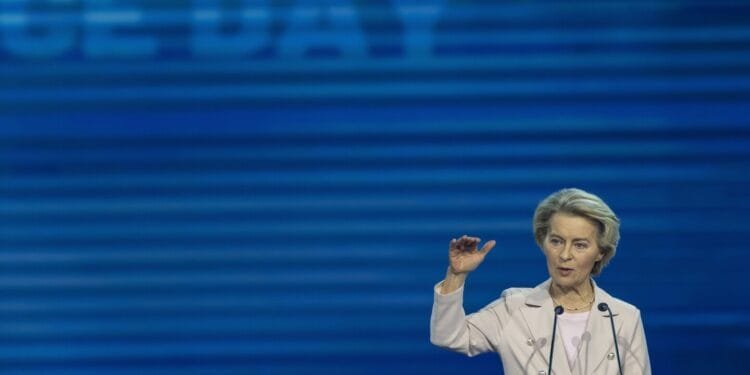 EU Commission vows to react firmly and immediately to Trump’s tariffs 1 EU Commission vows to react firmly and immediately to Trump’s tariffs