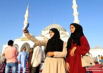 Eid, All-round cheer