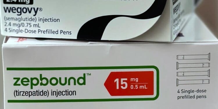 Eli Lilly becomes first pharma firm to join $1 trillion club