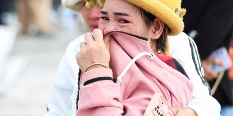 'Everyone was screaming:' Quake shocks Thailand tourists 1 'Everyone was screaming:' Quake shocks Thailand tourists