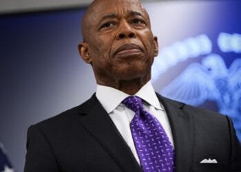 Expert tells judge to drop charges against NYC Mayor Eric Adams without letting them be refiled