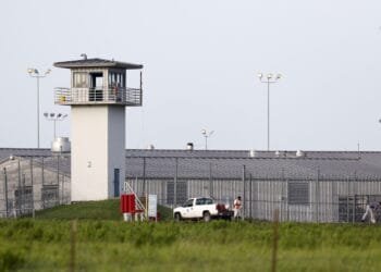 Extreme heat without AC in Texas prisons is unconstitutionally cruel punishment, judge rules