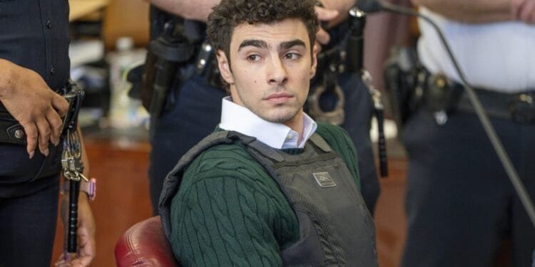 Federal prosecutors to seek death penalty for Luigi Mangione in UnitedHealthcare CEO’s killing